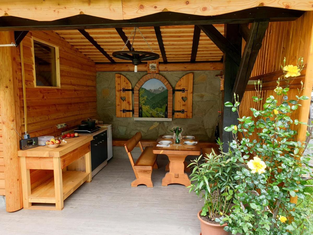 Podbrdo Apartment And Garden House Among The Mountains מראה חיצוני תמונה