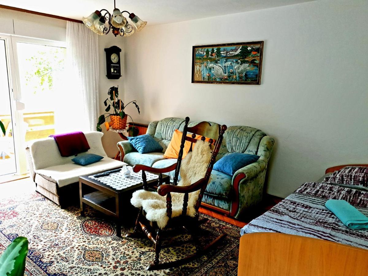 Podbrdo Apartment And Garden House Among The Mountains מראה חיצוני תמונה