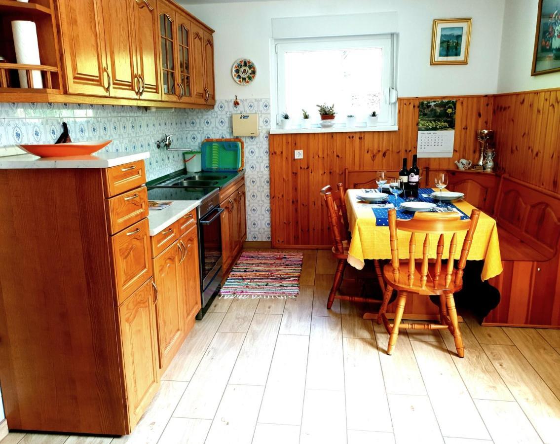 Podbrdo Apartment And Garden House Among The Mountains מראה חיצוני תמונה